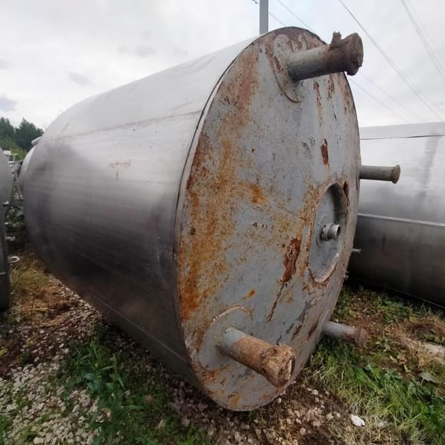 Ёмкость 6,3м3 с рубашкой инв.10379