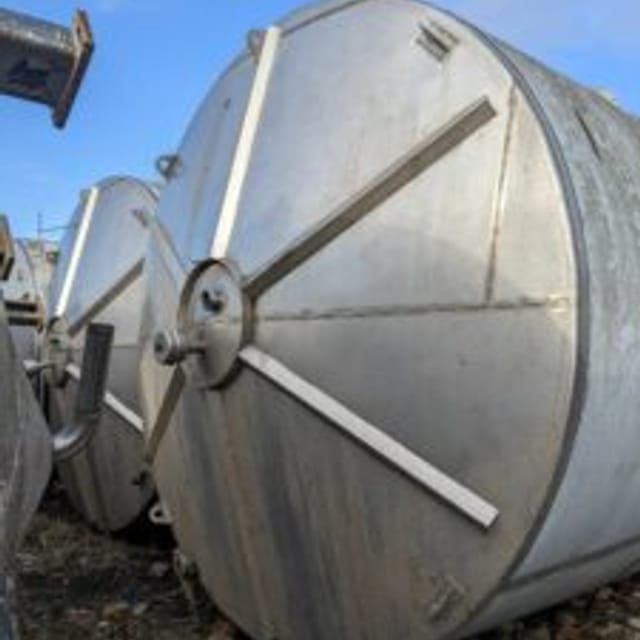 Емкость 50м3 одностенная, вертикальная