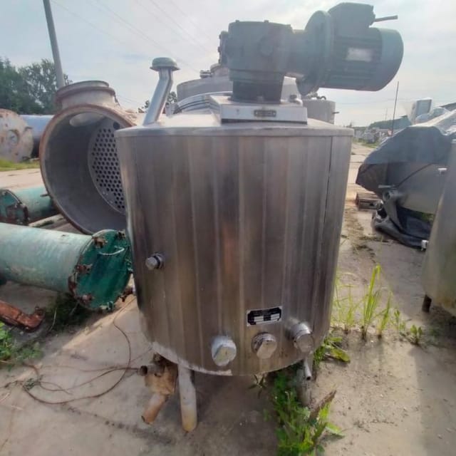 Емкость с рубашкой, мешалкой, мотор-редуктором. 250л инв.10904