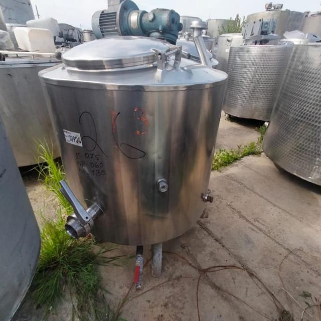 Емкость с рубашкой, мешалкой, мотор-редуктором. 250л инв.10904