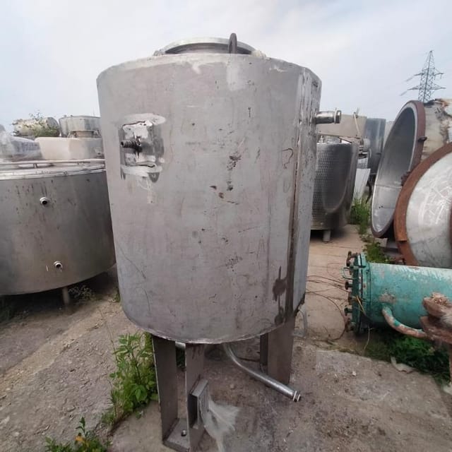 Емкость 300л термос инв.11221