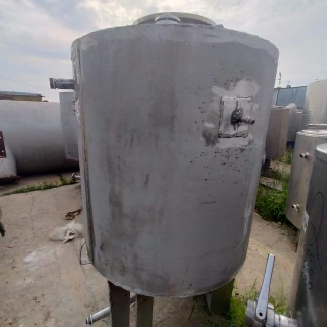 Емкость 300л термос инв.11221