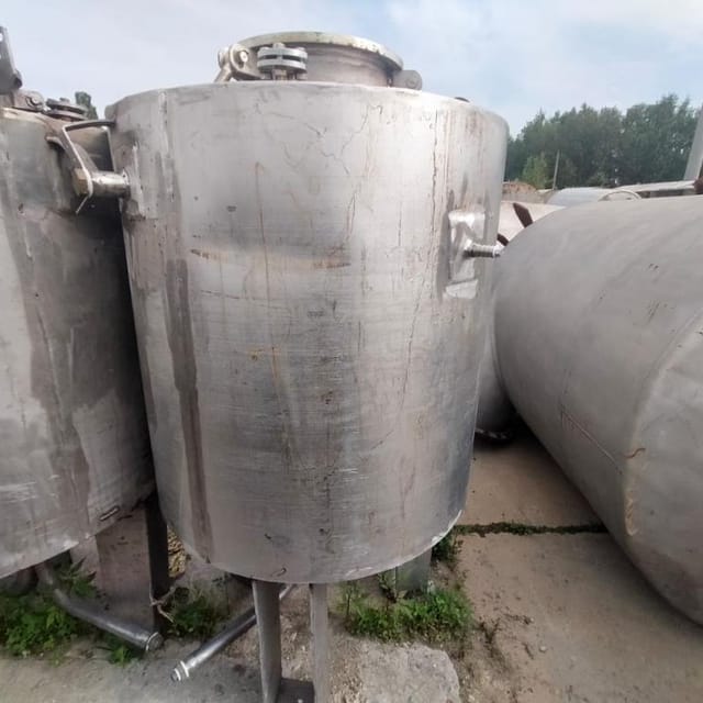 Емкость 300л термос инв.11224