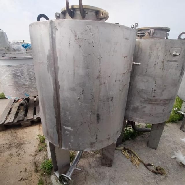 Емкость 300л термос инв.11224