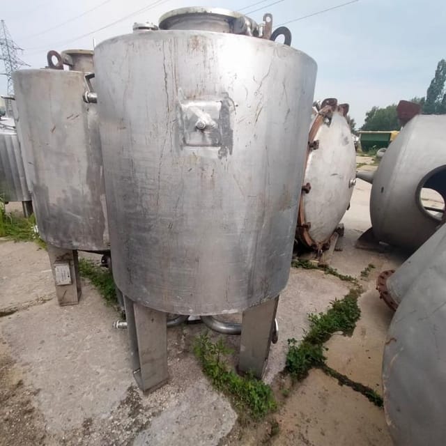 Емкость 300л термос инв.11224