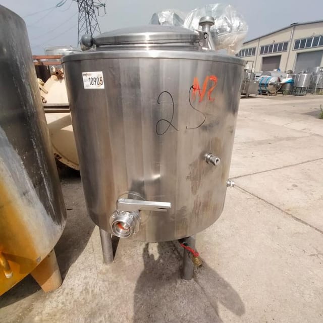 Ёмкость 250л с рубашкой, мешалкой, мотор-редуктором инв.10905