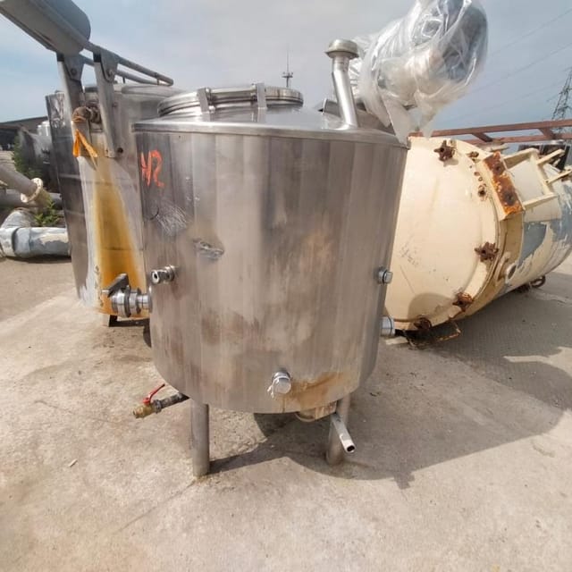 Ёмкость 250л с рубашкой, мешалкой, мотор-редуктором инв.10905