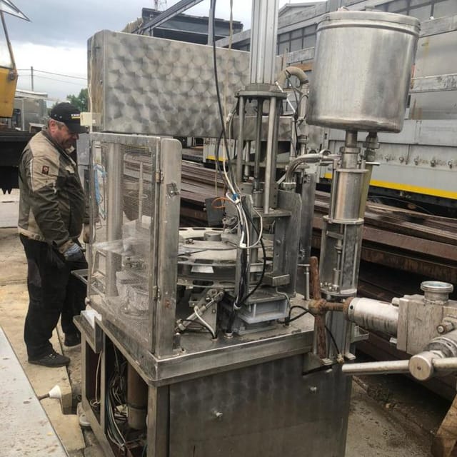 Фасовщик в ПюрПак Я1-ОРП инв.8553