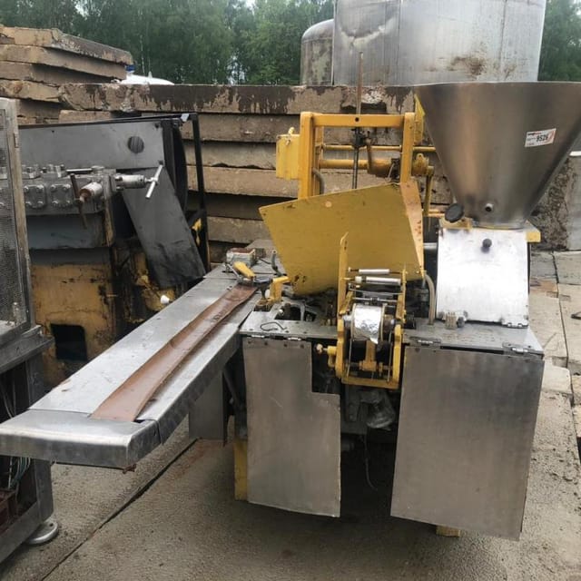 Автомат фасовки и упаковки плавленого сыра М6 АРУ по 100, 62,5 и 30гр инв.9129