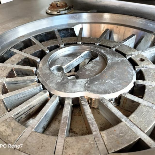 Шприц вакуумный HANDTMANN VF 300 инв.9739