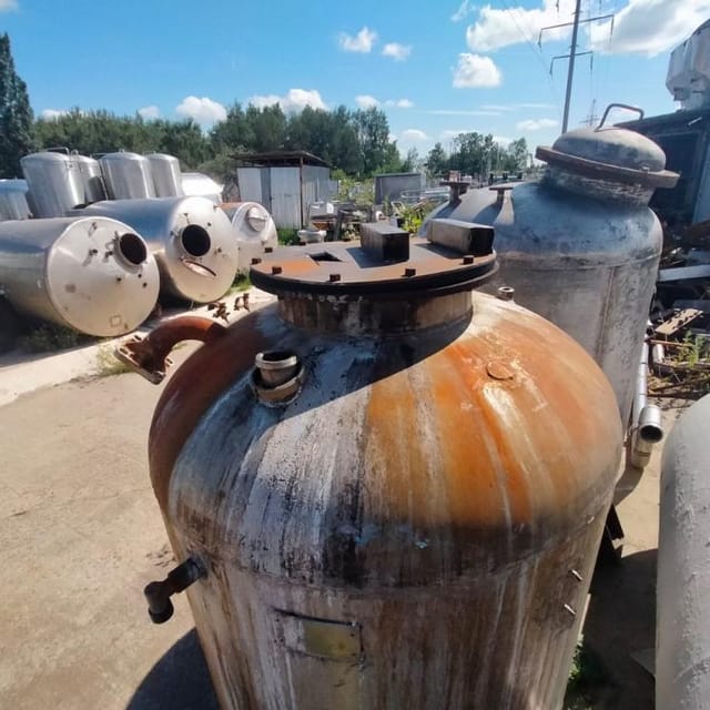 Емкость одностенка 800л инв.12801