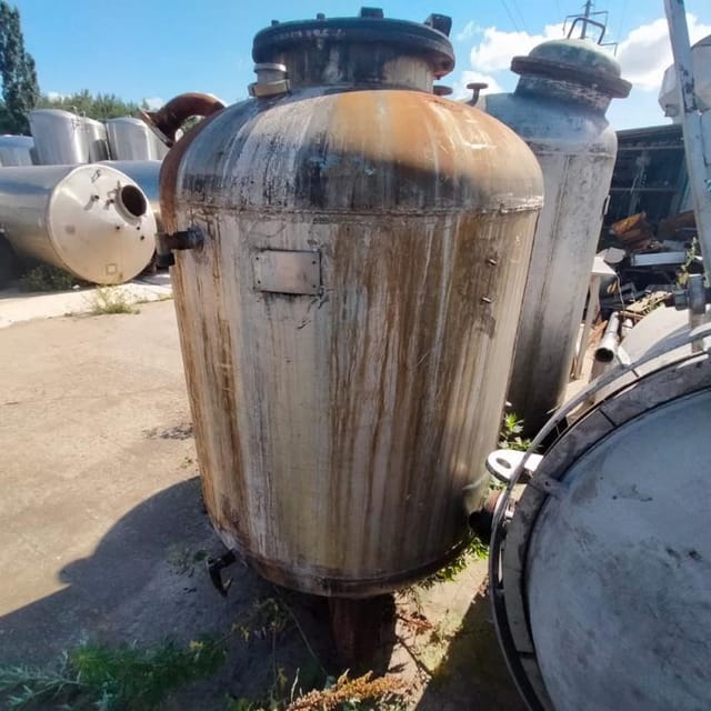 Емкость одностенка 800л инв.12801