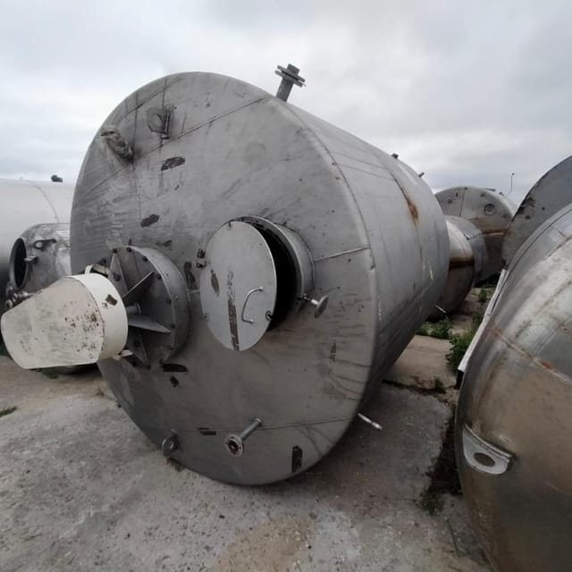 Ёмкость 8м3 одностенка с мешалкой инв.10406