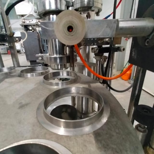 Фасовщик ПАСТПАК-Р в стаканчики 95мм с крышкой Таурас Феникс инв.10877