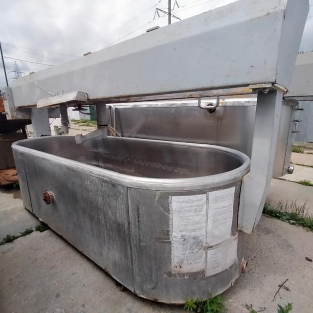 Ванна сырная Д7-ОСА 2500л с лирами инв.12828