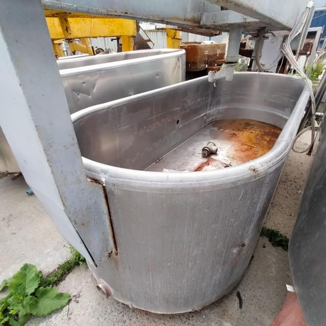 Ванна сырная Д7-ОСА 2500л с лирами инв.12828