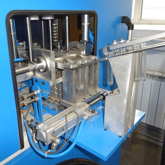 Автомат выдува EGO 2-600cc ПЭТ бутылки 100мл и 125мл