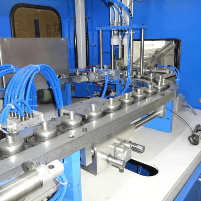 Автомат выдува EGO 2-600cc ПЭТ бутылки 100мл и 125мл