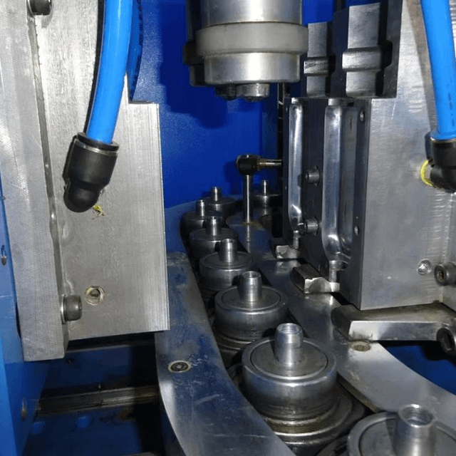 Автомат выдува EGO 2-600cc ПЭТ бутылки 100мл и 125мл