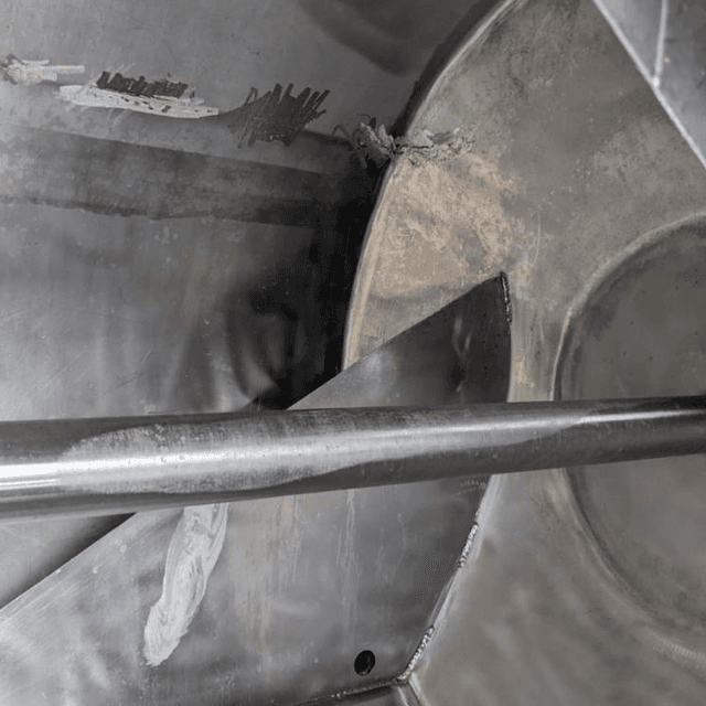 Маслобойка, объем 1000 литров е.2595