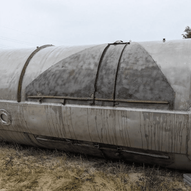 Емкость 6 куб.м. Две секции по 3 куб.м.  