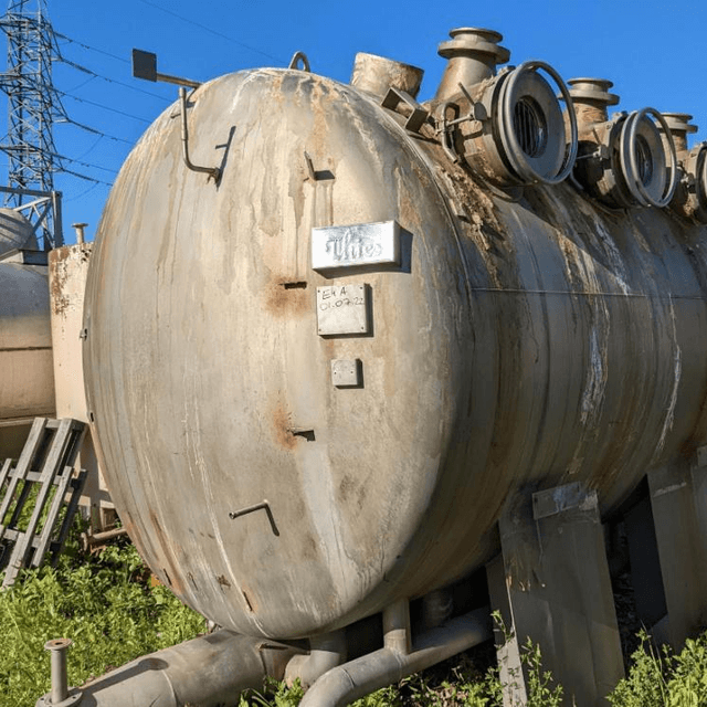 Емкость 14 куб.м. толстостенная, горизонтальная