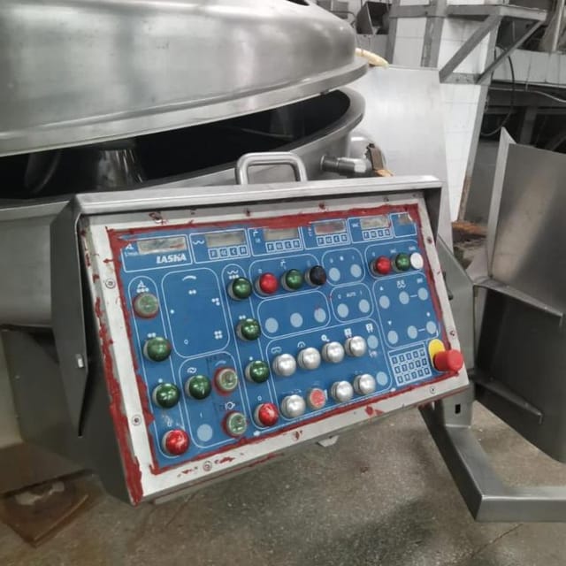 Куттер вакуумный Laska 200л инв.8672