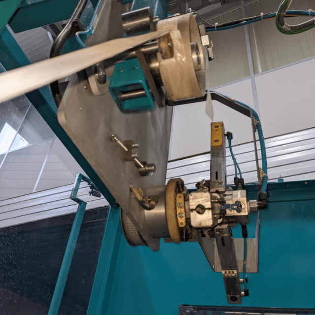 Аппликатор для нанесения ручек на групповую упаковку пэт бутылок PROGRIP ES 50, е.2184