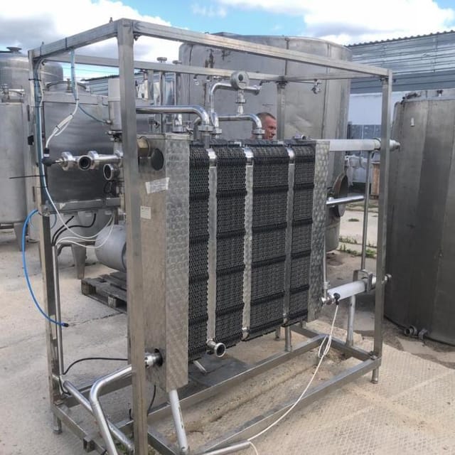 Пастеризационно-охладительная установка 5т  инв.9521
