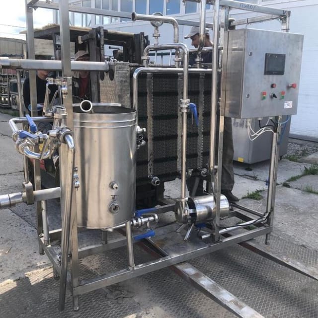 Пастеризационно-охладительная установка 5т  инв.9521