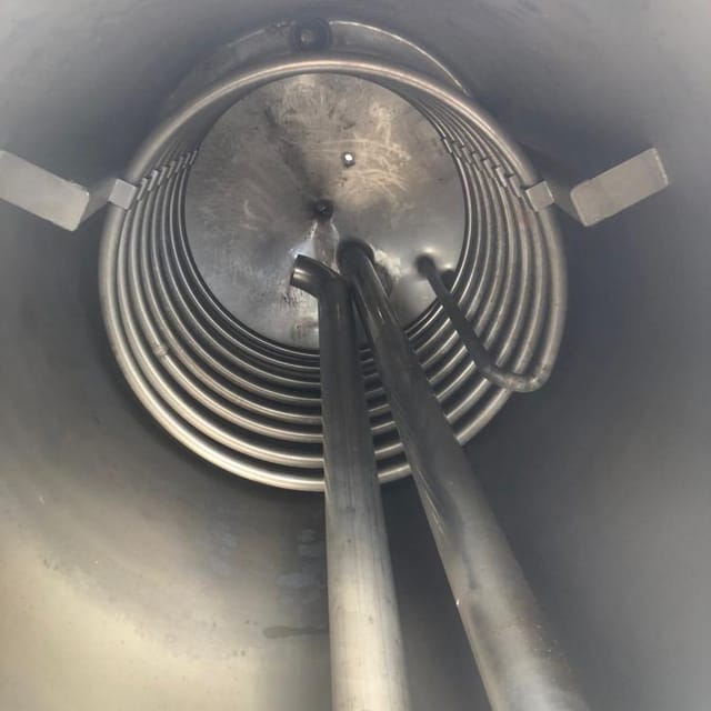 Сип-мойка 4 емкости по 1 т инв.9529