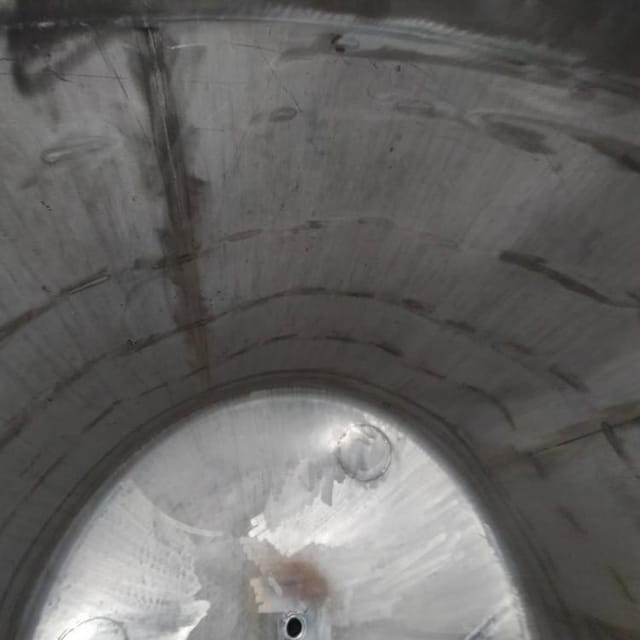 Ёмкость с рубашкой дутая 2,3м3  инв.14354