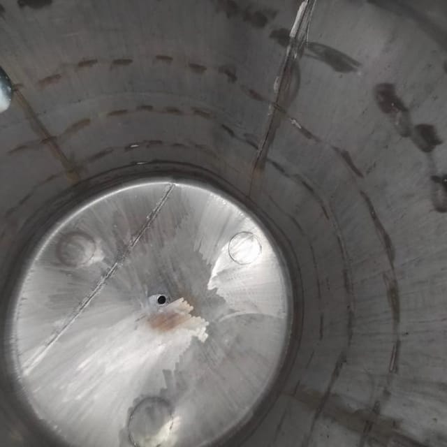 Ёмкость с рубашкой дутая 2,3м3  инв.14354