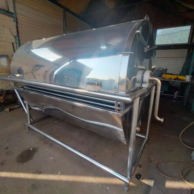 Охладитель творога УПТ с нерж. рамой инв.11252