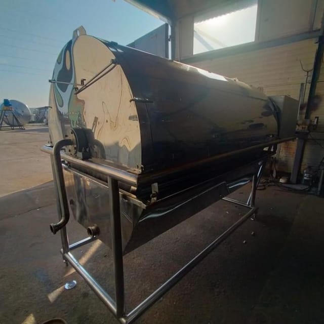 Охладитель творога УПТ с нерж. рамой инв.11252