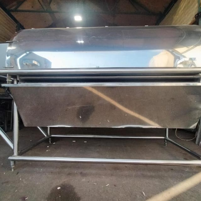 Охладитель творога УПТ с нерж. рамой инв.11252