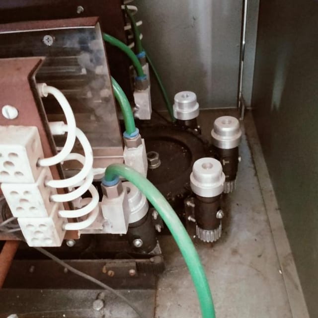 Полуавтомат выдува со станцией разогрева ПВ-7/3 инв.6974