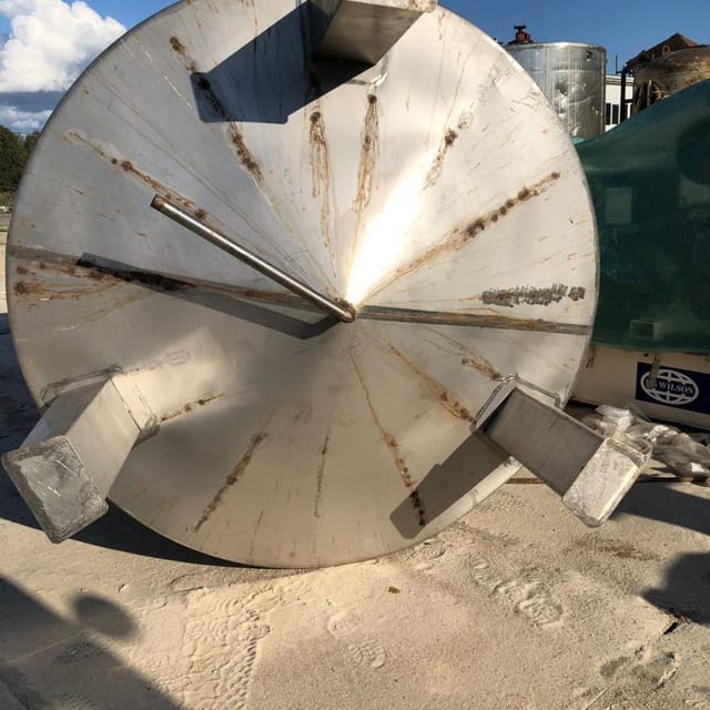 Емкость одностенная 10 куб инв.9592