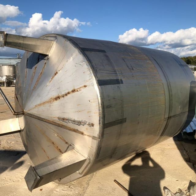 Емкость одностенная 10 куб инв.9592