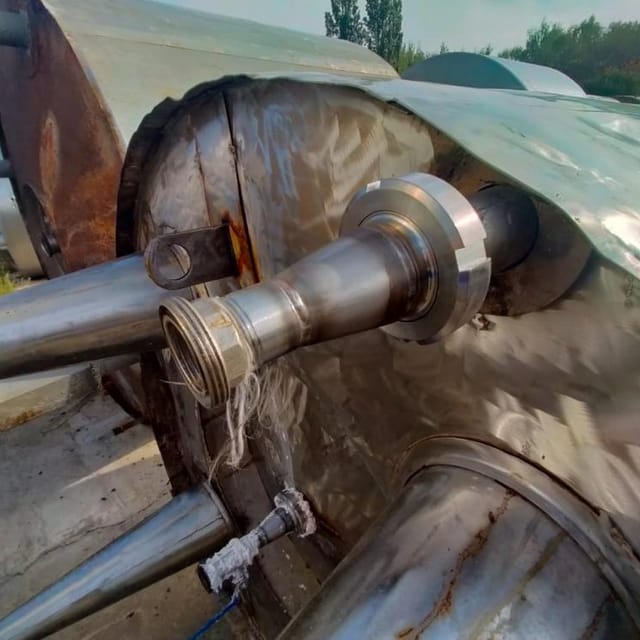 Ёмкость Я1-ОСВ 2,5м3 инв.10015