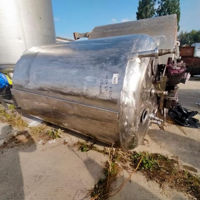 Ёмкость Я1-ОСВ 2,5м3 инв.10015