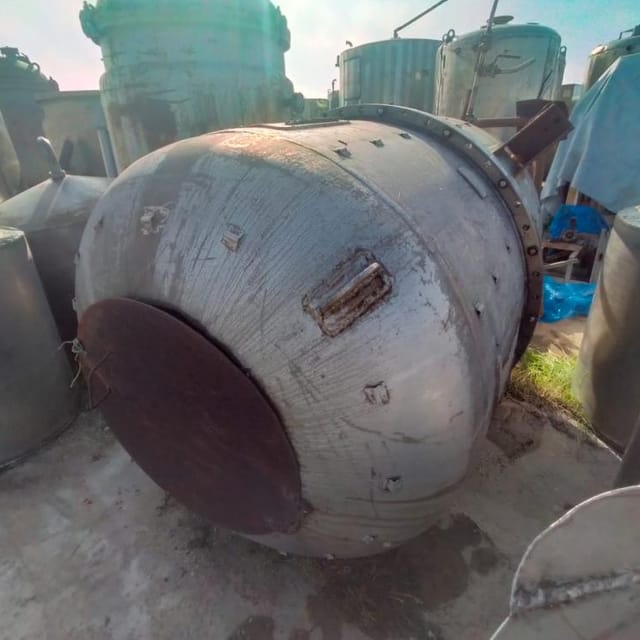 Ёмкость толстостенная 10мм 1,6м3  инв.10016