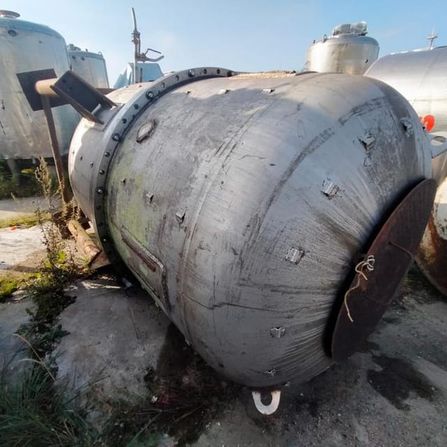 Ёмкость толстостенная 10мм 1,6м3  инв.10016