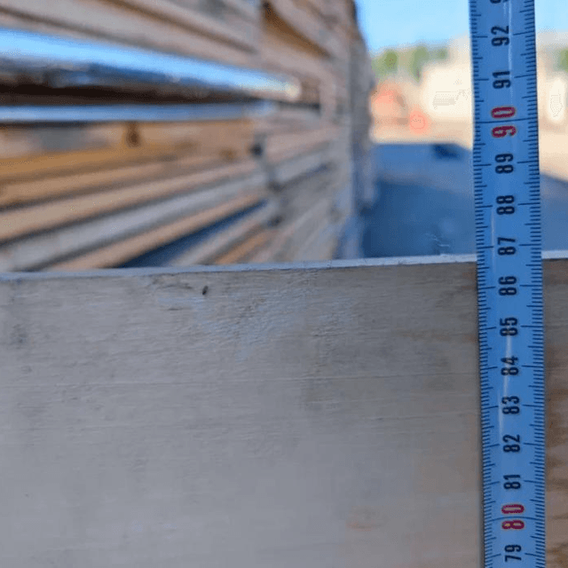 Дубовые полки для сыра