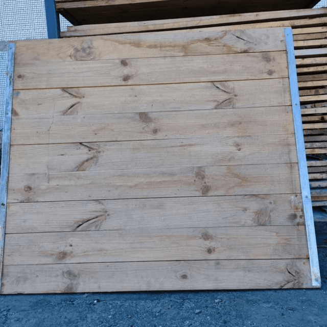 Дубовые полки для сыра