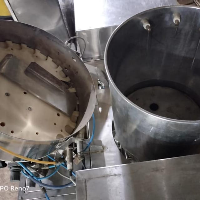 Фасовочный автомат УФАС-1200 Clean, пюр-пак с пробкой инв.6083