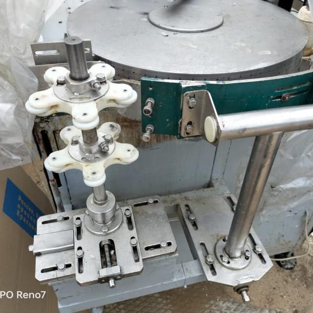 Этикетавтомат для нанесения пленочной этикетки ЭР-8 инв.9304