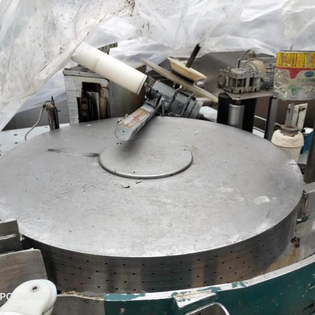 Этикетавтомат для нанесения пленочной этикетки ЭР-8 инв.9304