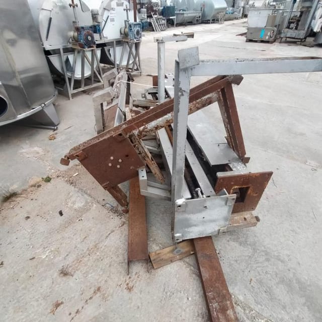 Подъемник для тележки 200л инв.10062