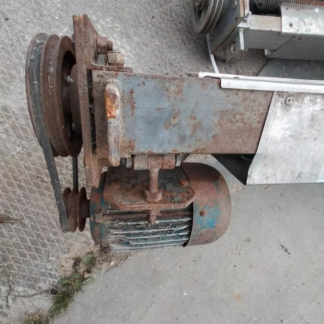 Подъемник для тележки 200л инв.10063